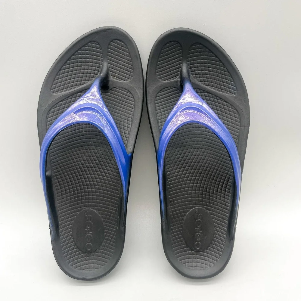 Oofos Womens 7 OOlala Recovery Shoes Thong Sandals Blue Black Yoga Beach Comfort